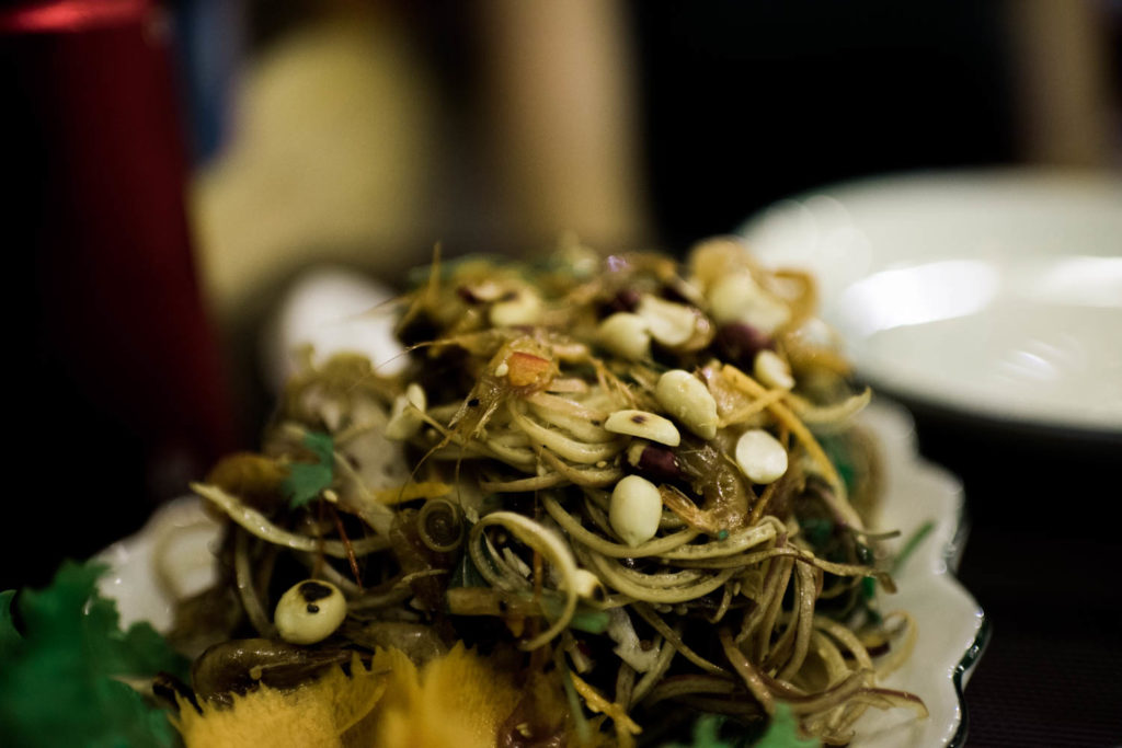 Salat mit Bananenblüten